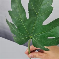 Kunstig plante - Aralea blad, 42 cm.
