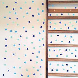 Wallsticker - Små blå cirkler til børneværelset