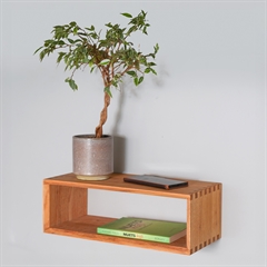 Hylde i ren egetræ - lav - Dansk Design
