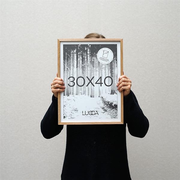 Lucca Træramme til 30x40 cm. plakater - Egetræ