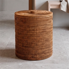 Vasketøjskurv i Rattan