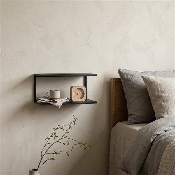 Sort sengebord i pulverlakeret metal