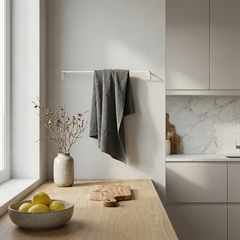 Holder til viskestykker - 50 cm bred - Hvid metal