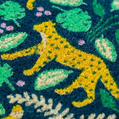 kokosmåtte til døren med motiv af leoparder, 40x60