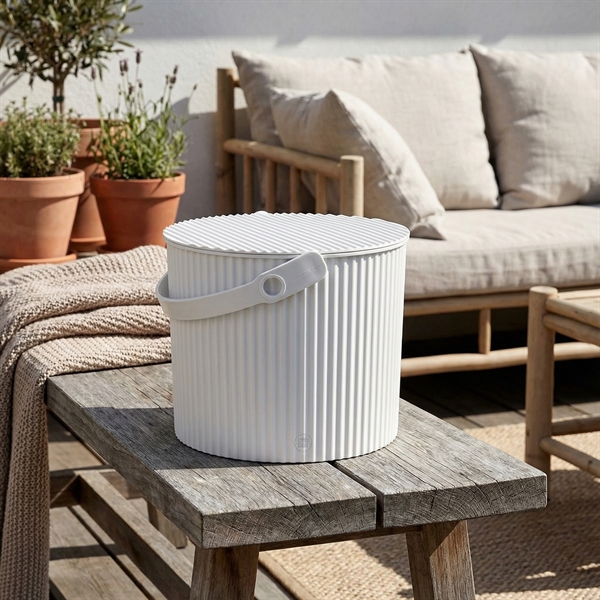 Omnioutil Plastikspand - Hvid. 8 liter