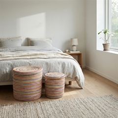 Store naturkurve med låg, multicolor