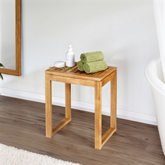 Badeværelsestaburet i Akacietræ - Fondi